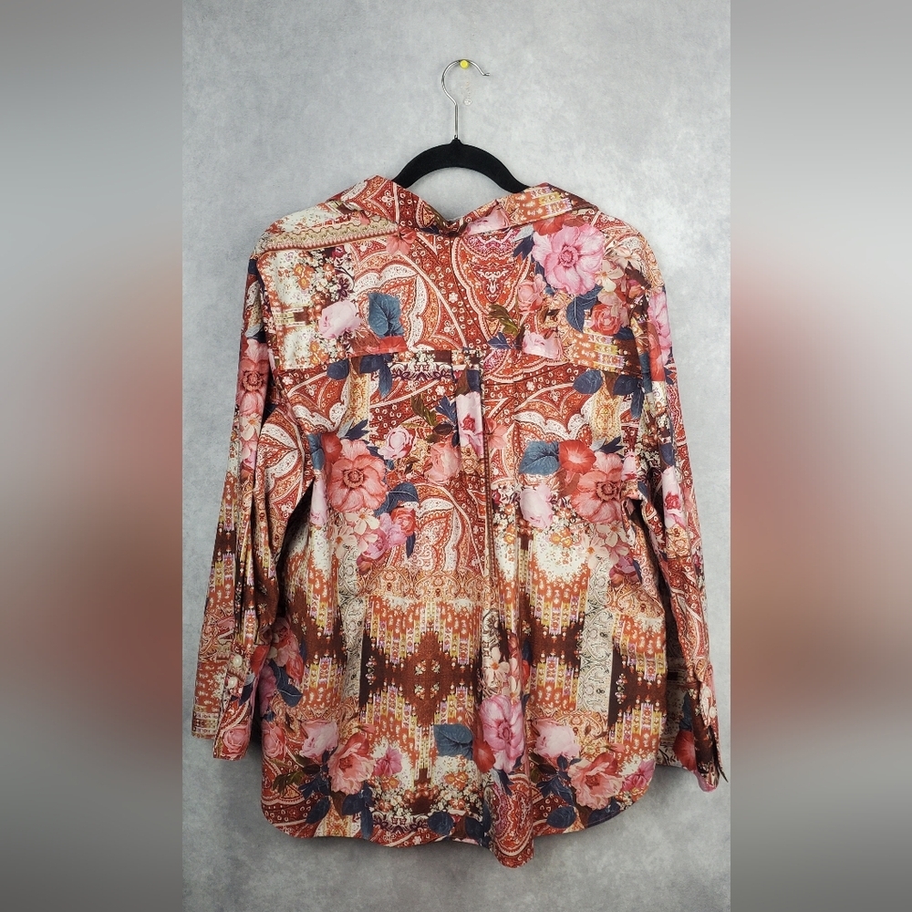 Chico’s Noiro Print Tapestry Button Down Blouse Women Size XL - Picture 2 of 8